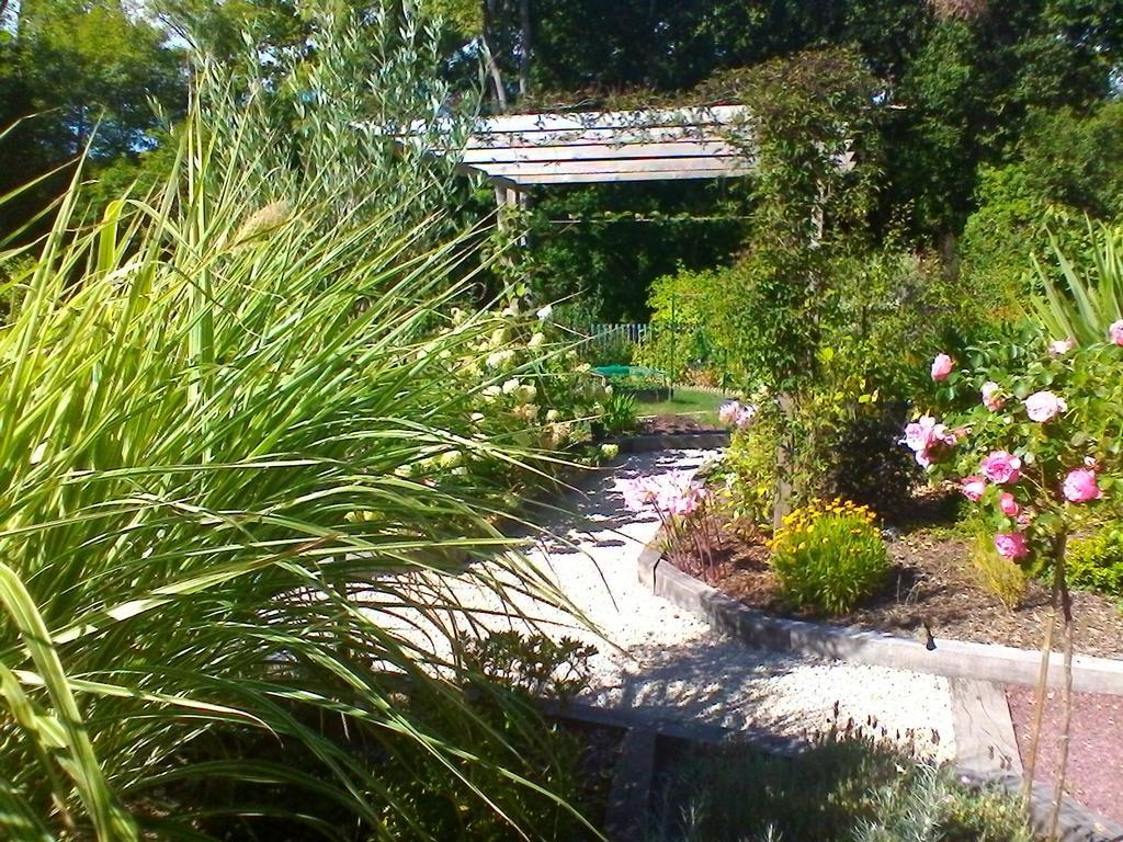 Les Muscaris Bed & Breakfast Le Minihic-sur-Rance Dış mekan fotoğraf